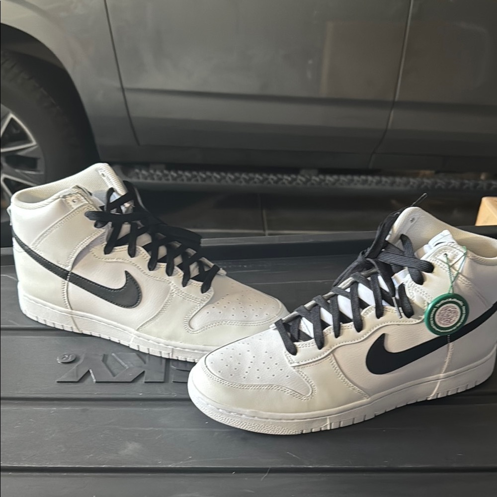 Nike High Top reverse pandas